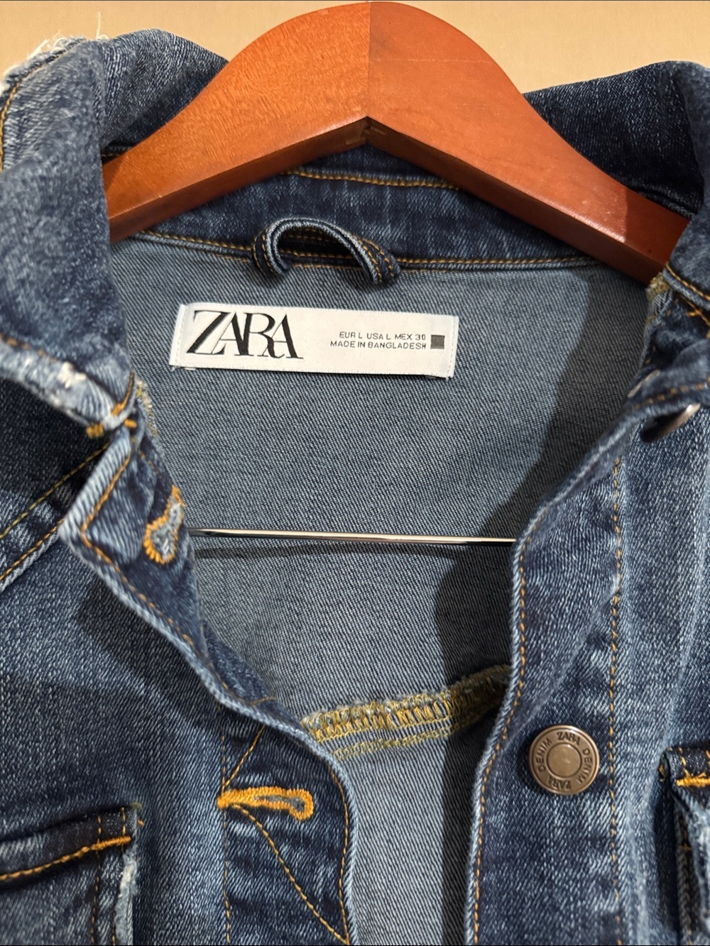 Zara Blue Distressed Denim Jacket Women's size L - Picture 3 of 5